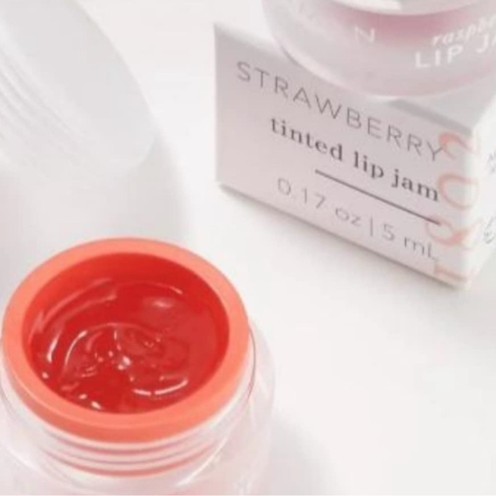 Beekman Strawberry Tinted Lip Jam